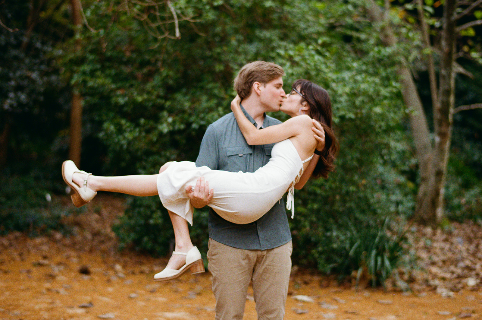 Lucian and Ngara kissing